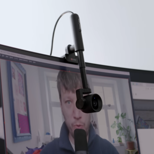 FlexCam 10 Review: Why “Center Camera” and “Eye to Eye” Change Video Meetings Featured Image
